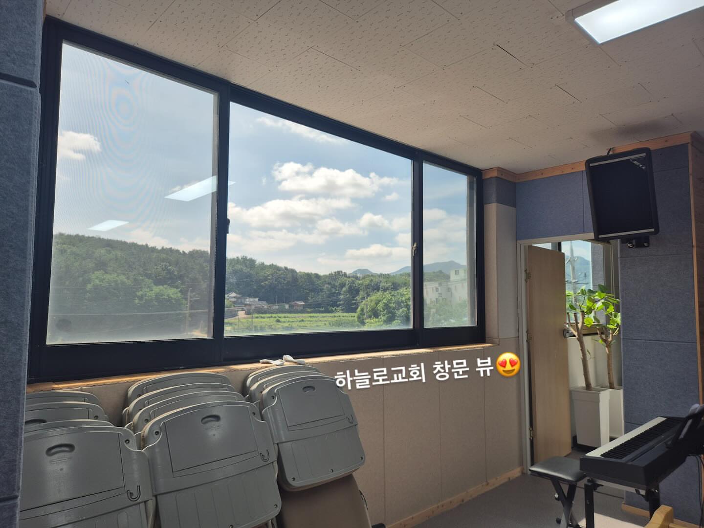 2025.07.06
오늘은 하늘로교회 새성전 일주년🤩
우리만 아는 기념일~
기념일이 되니 기억나는 주엘이네 가족♥