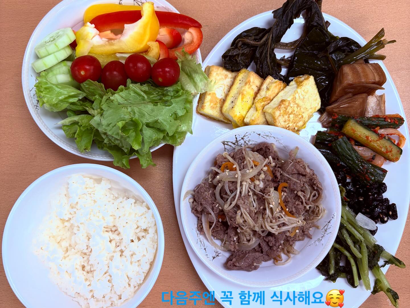 2025.07.06
오늘은 하늘로교회 새성전 일주년🤩
우리만 아는 기념일~
기념일이 되니 기억나는 주엘이네 가족♥